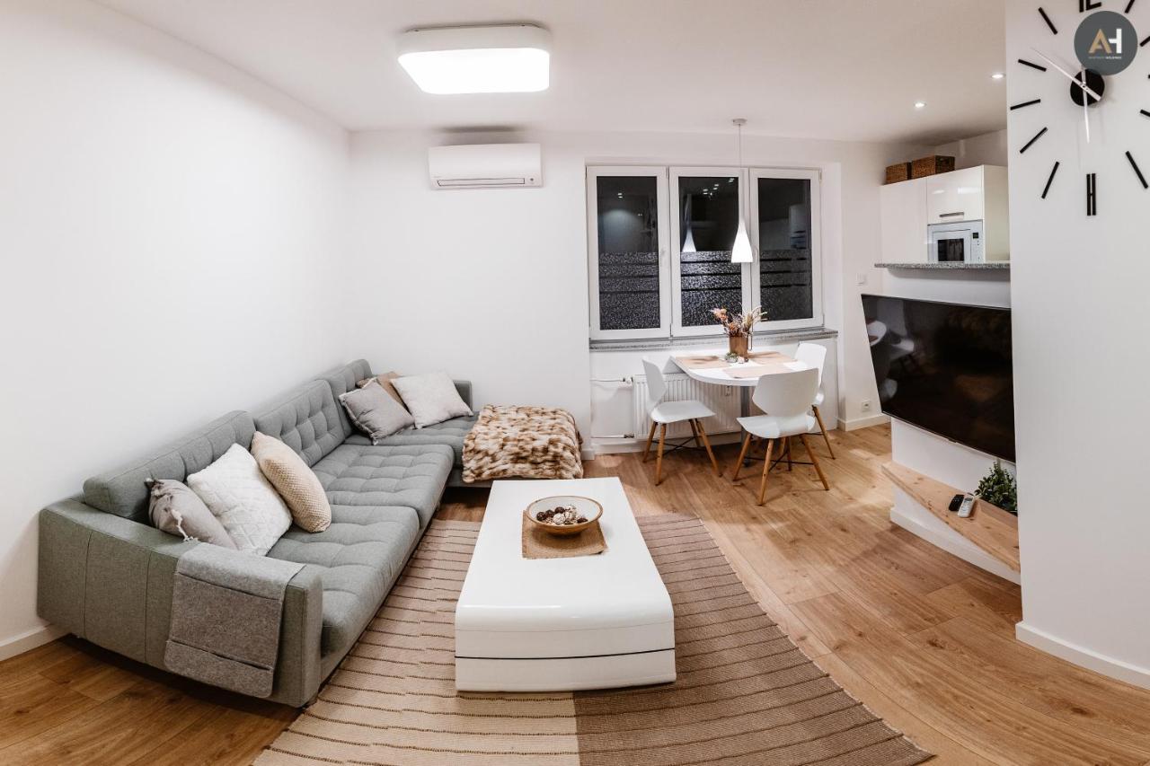Ah Park Angelinum Apartment Kosice Bagian luar foto