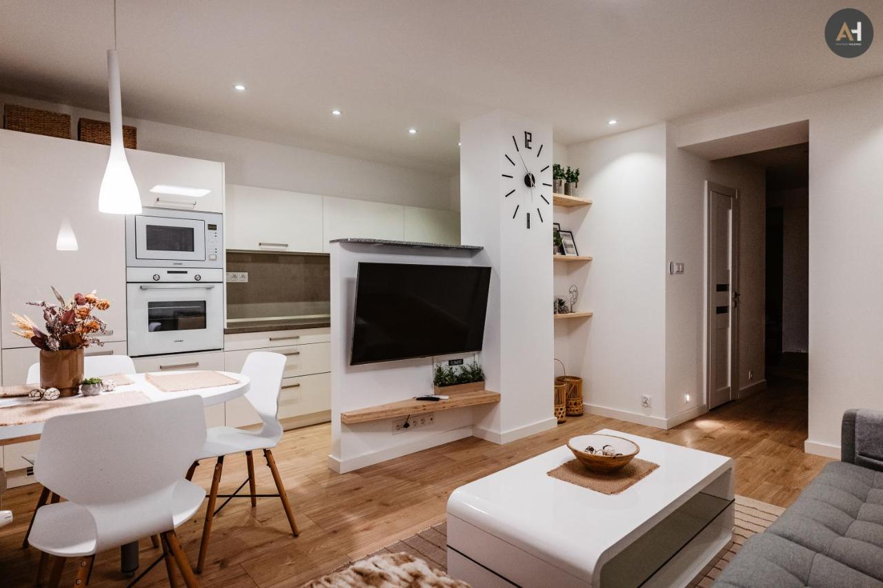 Ah Park Angelinum Apartment Kosice Bagian luar foto