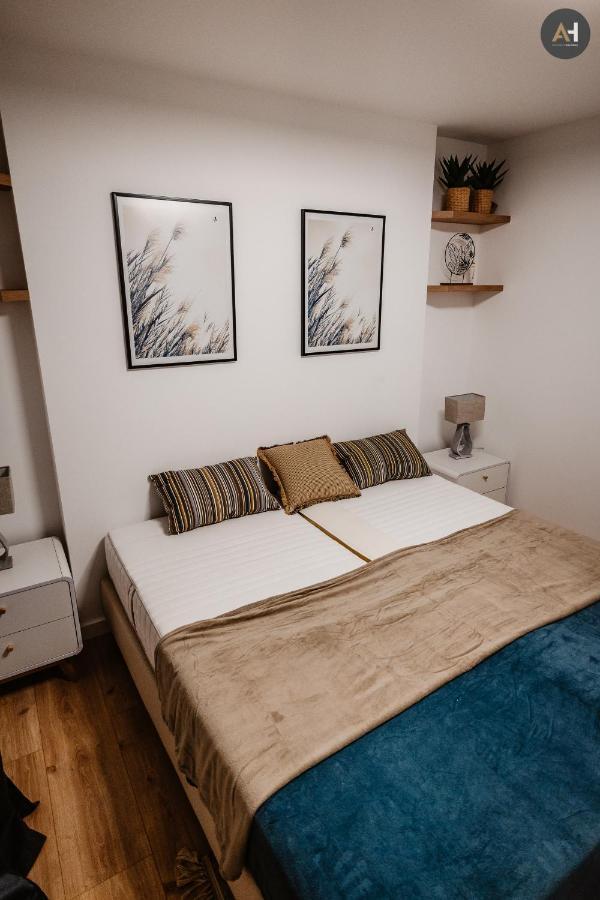 Ah Park Angelinum Apartment Kosice Bagian luar foto