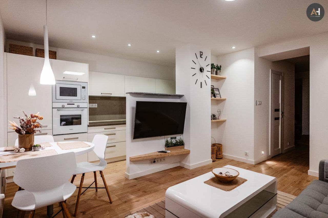 Ah Park Angelinum Apartment Kosice Bagian luar foto