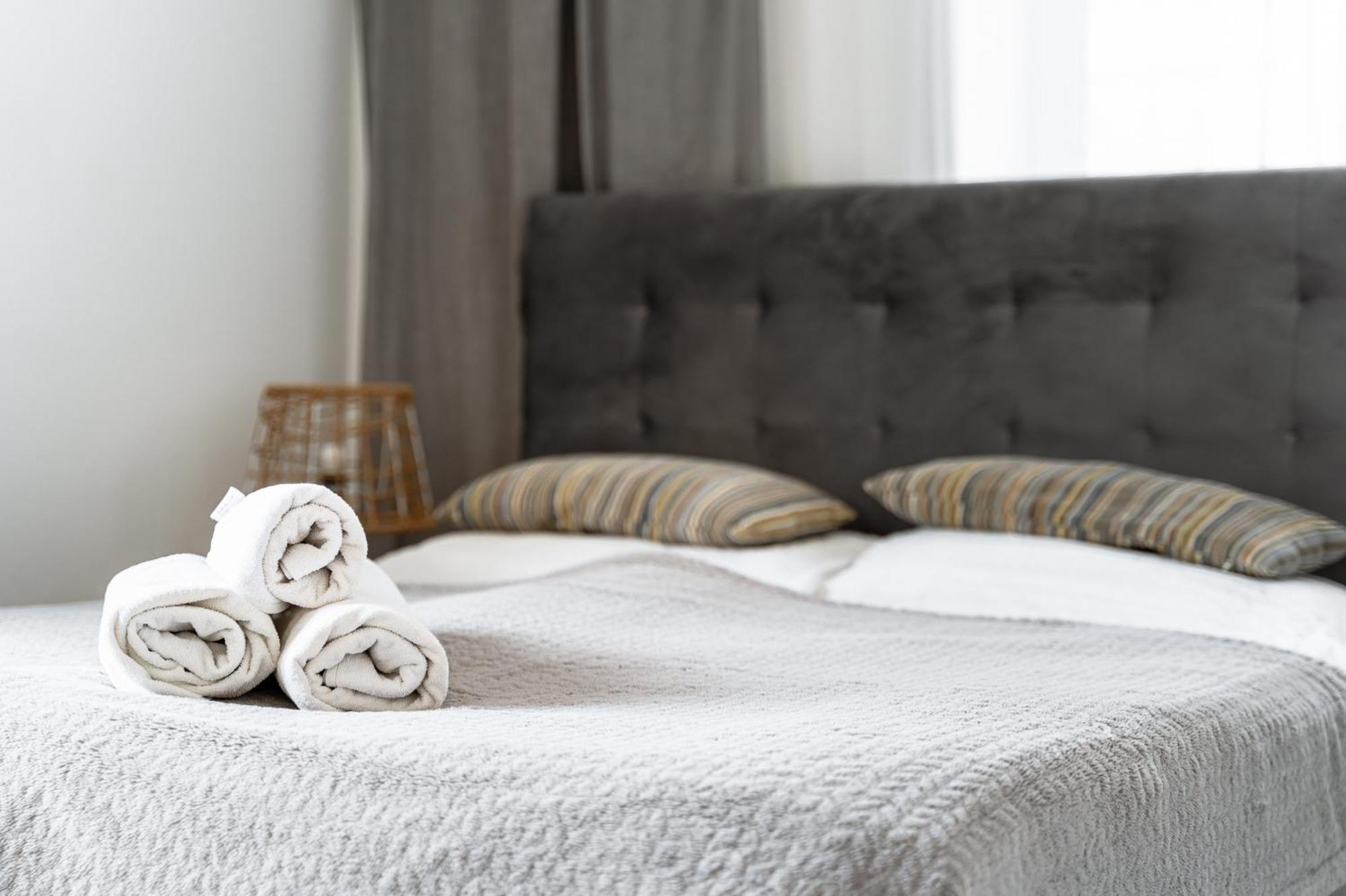 Ah Park Angelinum Apartment Kosice Bagian luar foto