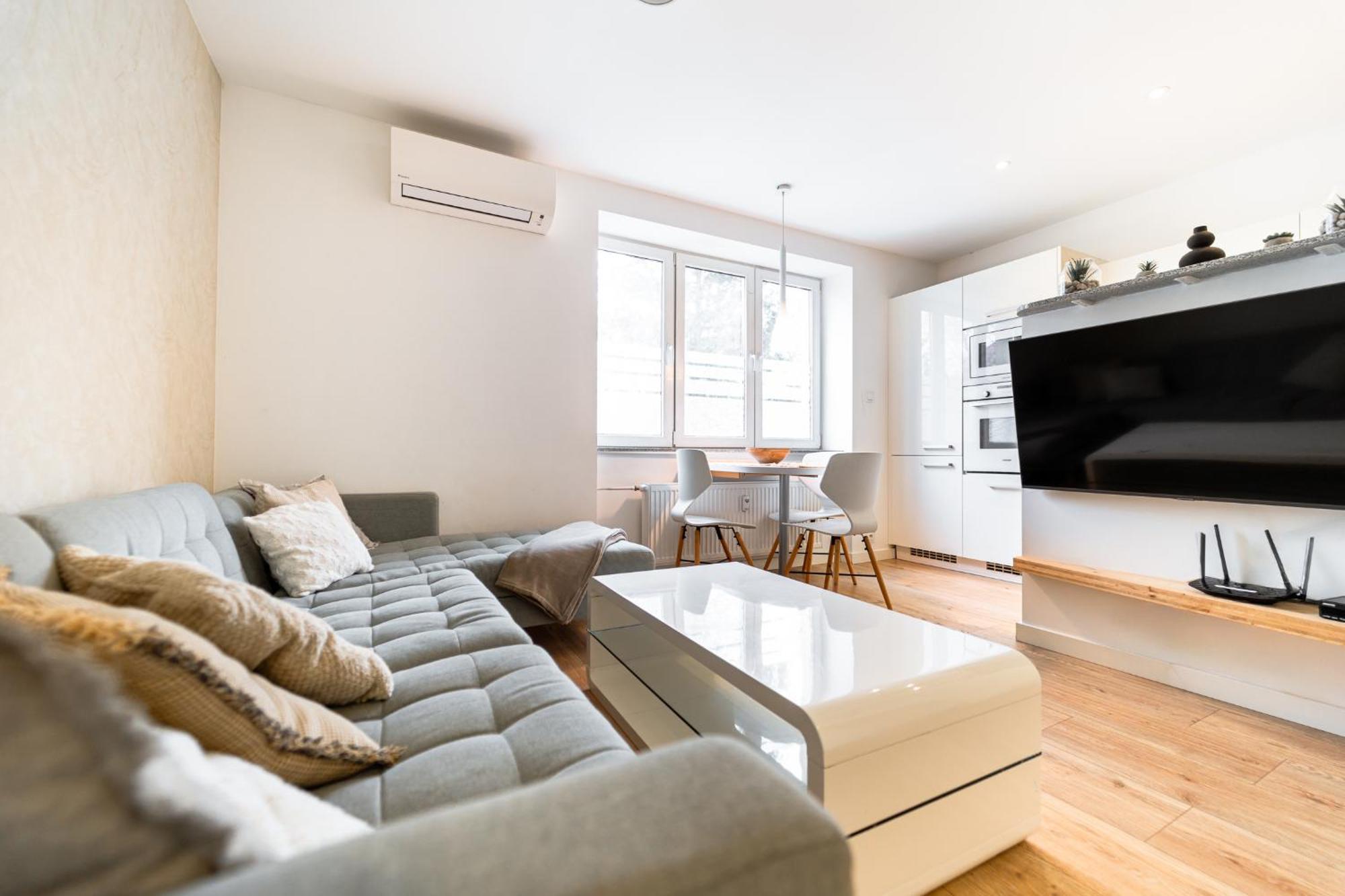 Ah Park Angelinum Apartment Kosice Bagian luar foto